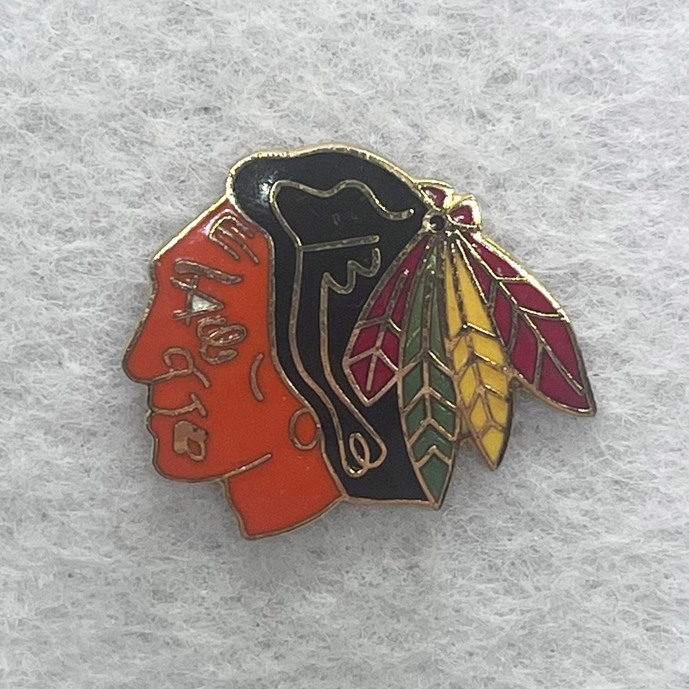 🔮 5/$25 Vintage NHL Chicago Blackhawks Hockey Pin